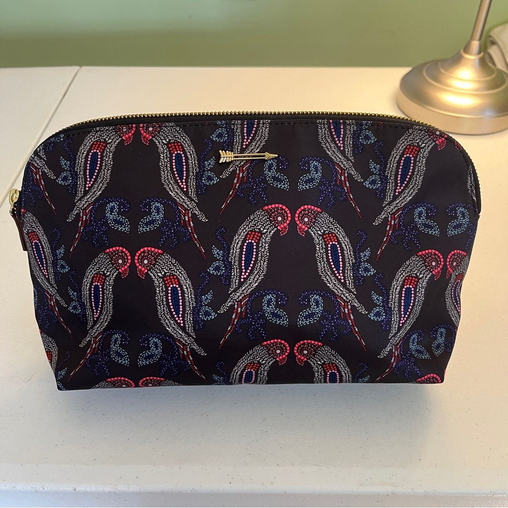 Stella & Dot Hideaway Pouch